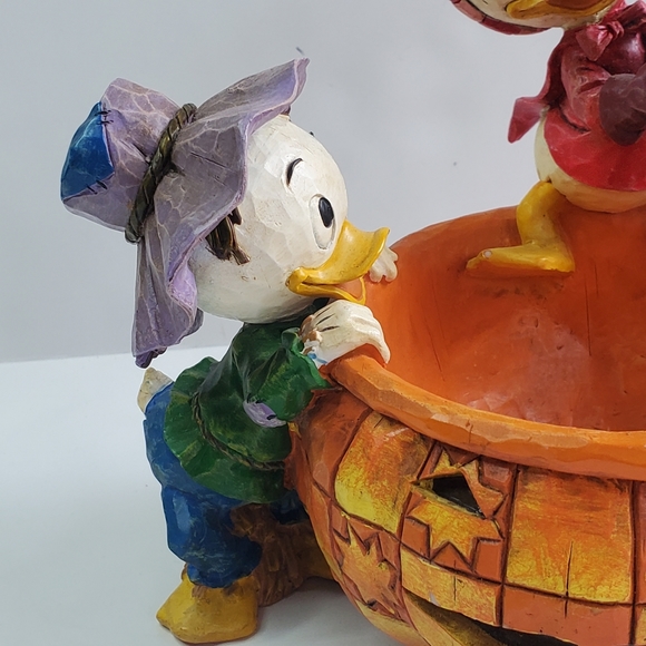 Walt Disney Showcase Collection - Picture 5 of 16